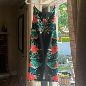 Strapless, tropical stretchy material dress size 4 from the express